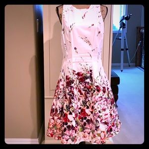 Floral print dress